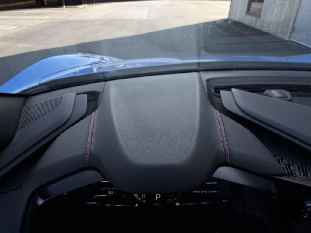 Used 2021 Chevrolet Corvette Stingray Convertible w/ 1LT RWD image 32