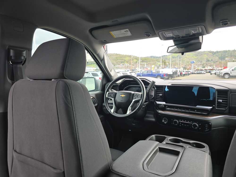 Used 2023 Chevrolet Silverado 1500 LT w/ Protection Package image 11
