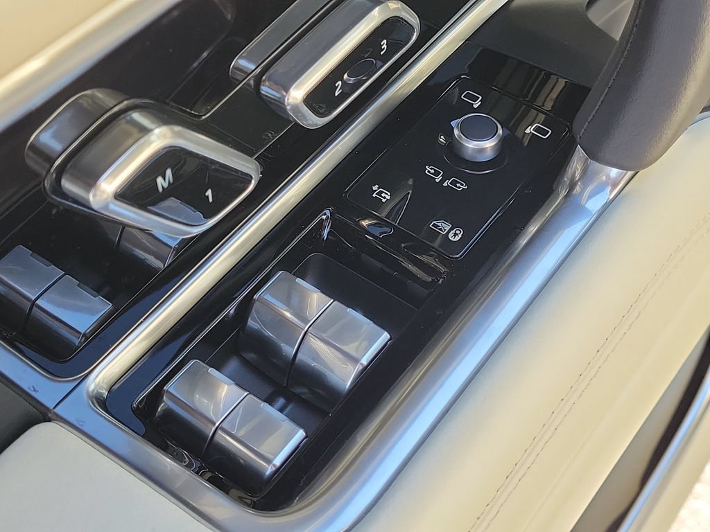 Used 2023 Land Rover Range Rover SE AWD/4WD image 27
