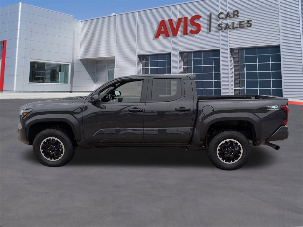 Used 2025 Toyota Tacoma TRD Off-Road image 2