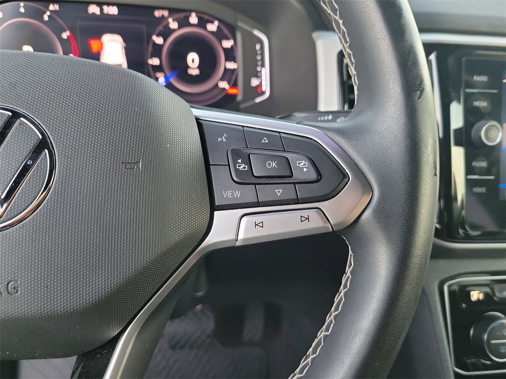 Used 2022 Volkswagen Atlas Cross Sport SE image 18