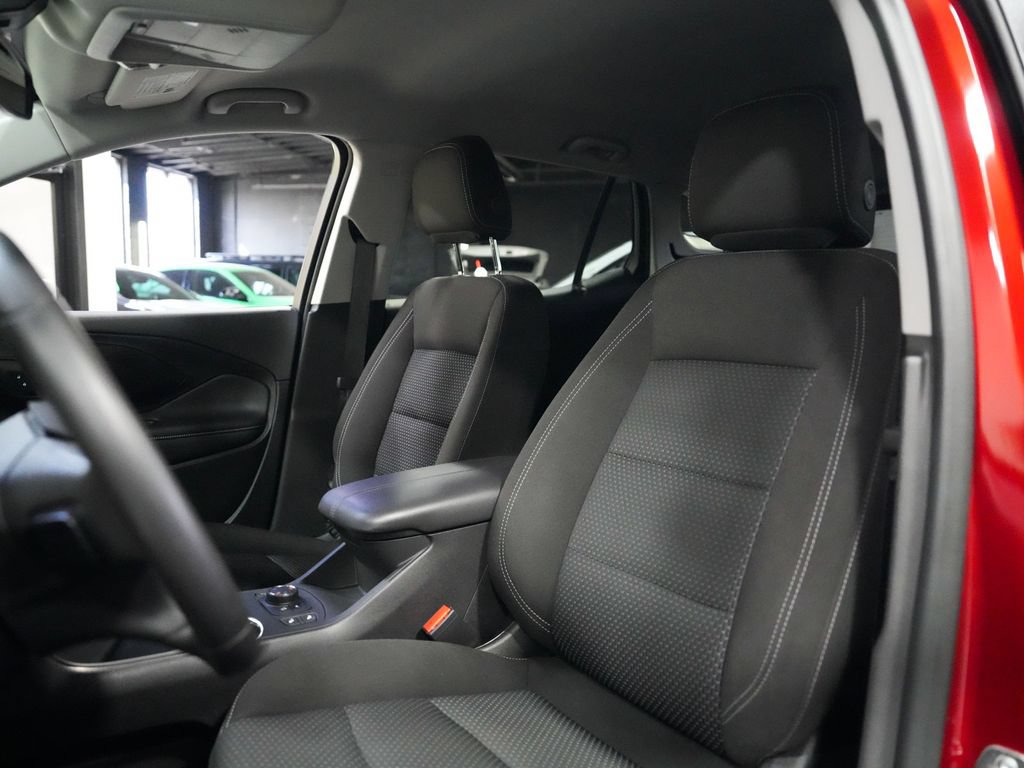 Used 2024 GMC Terrain SLE w/ Driver Convenience Package AWD/4WD image 28