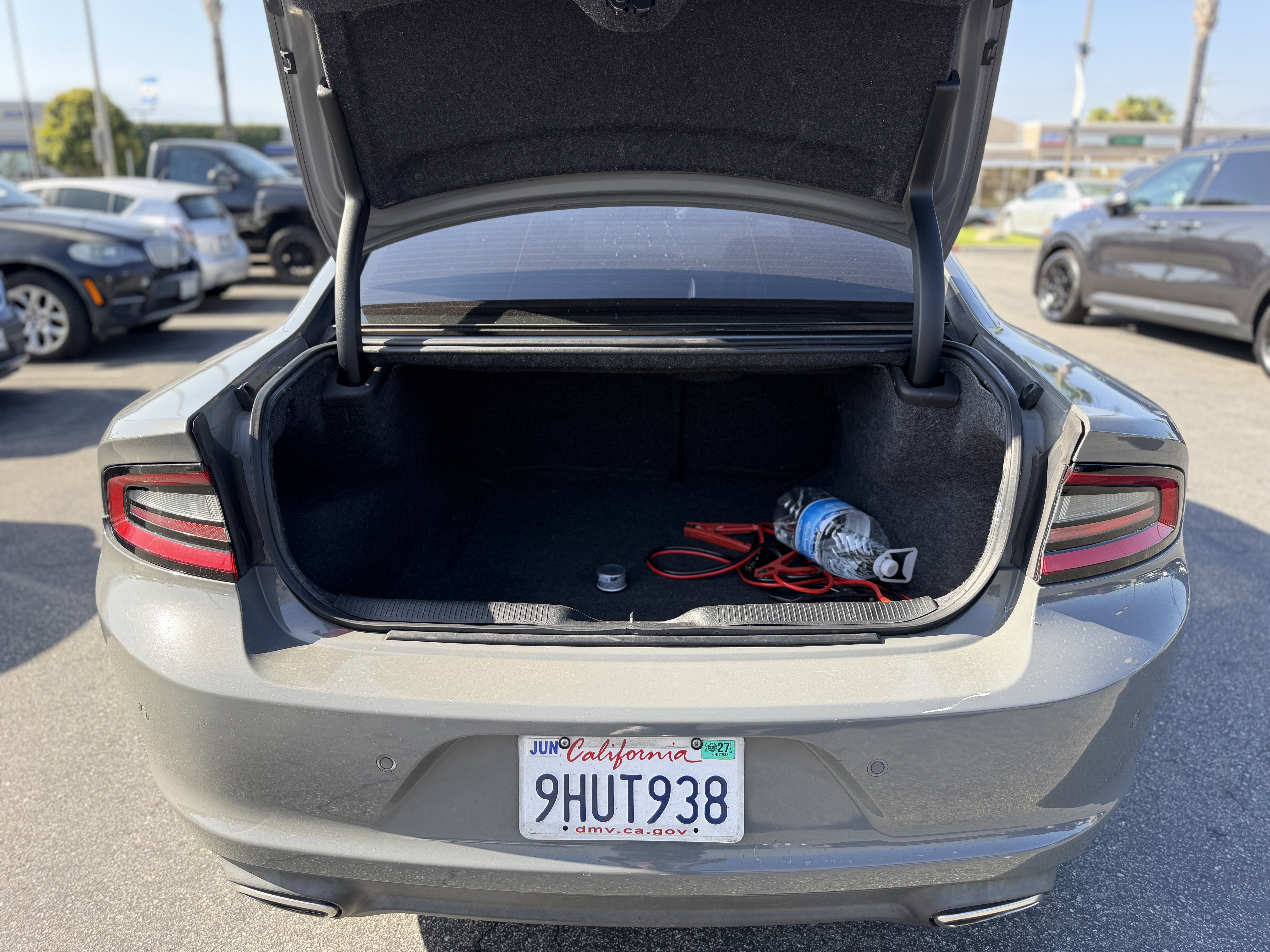 Used 2019 Dodge Charger SXT w/ Leather Interior Group RWD image 8
