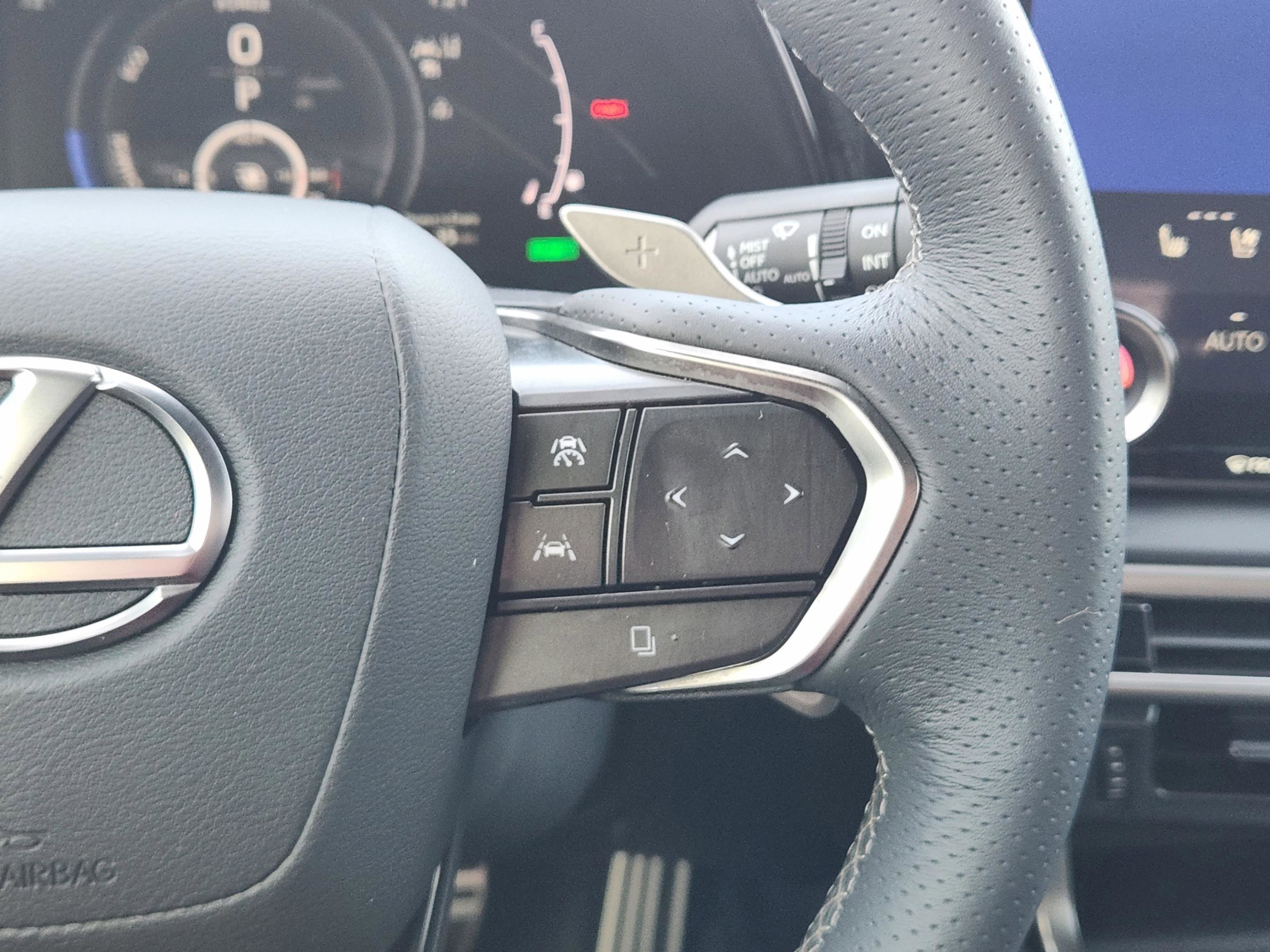 Certified 2024 Lexus RX 500h F Sport w/ Accessory Package (K3) image 26