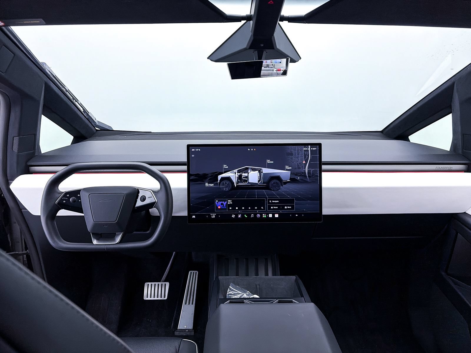 Used 2024 Tesla Cybertruck AWD Crew Cab image 21