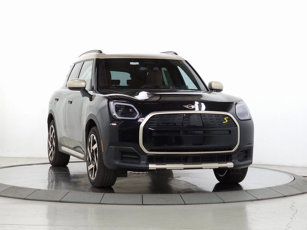 New 2025 MINI Cooper Countryman SE w/ Comfort Package Max