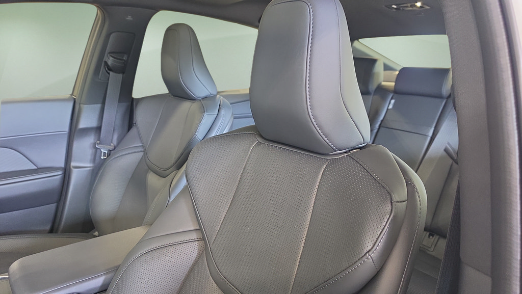 New 2026 Lexus ES 500e AWD/4WD image 16