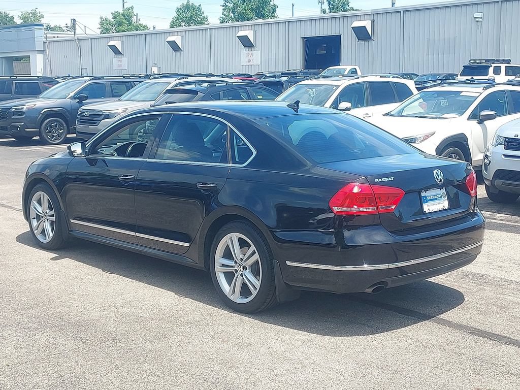 Used 2015 Volkswagen Passat 1.8T SE FWD image 5