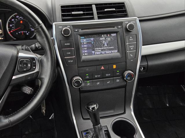 Used 2016 Toyota Camry SE FWD image 14