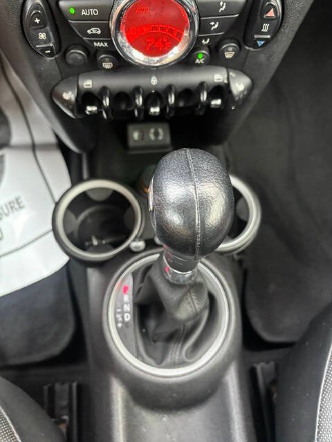 Used 2014 MINI Cooper Clubman FWD image 6