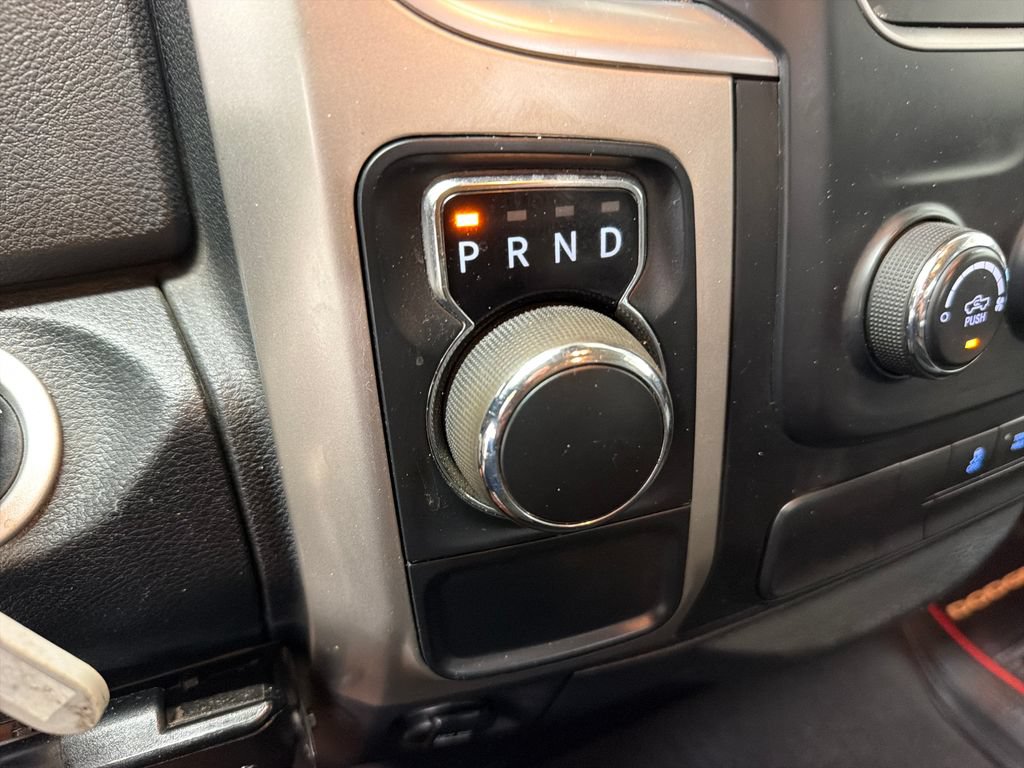 Used 2017 RAM 1500 Classic SLT RWD image 26