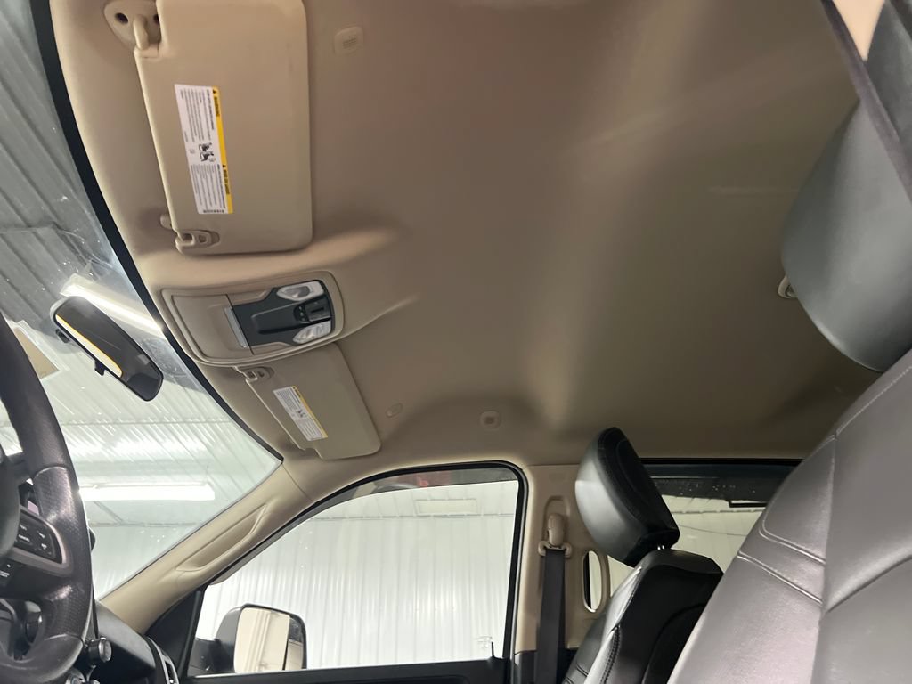 Used 2020 RAM 3500 Tradesman w/ Chrome Appearance Group AWD/4WD image 28