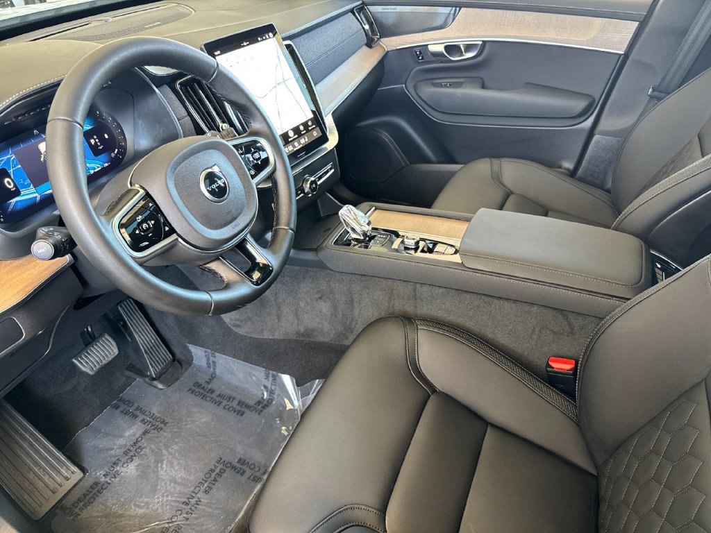 Certified 2026 Volvo XC90 B6 Plus AWD/4WD image 9