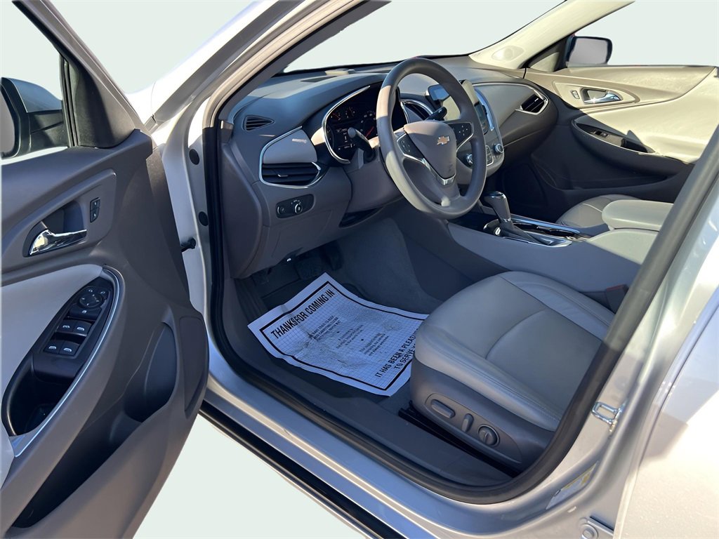 Used 2020 Chevrolet Malibu LT image 7