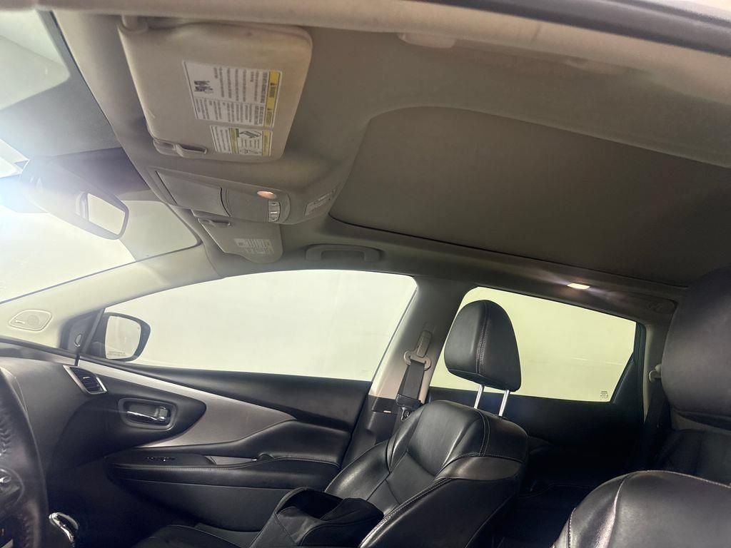 Used 2020 Nissan Murano SL w/ Moonroof Package FWD image 23