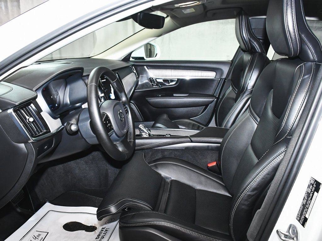 Used 2023 Volvo S90 B6 Ultimate w/ Protection Package image 46