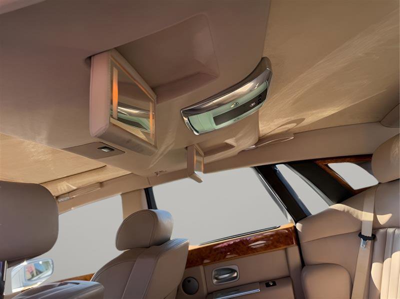 Used 2006 Rolls-Royce Phantom Sedan RWD image 7