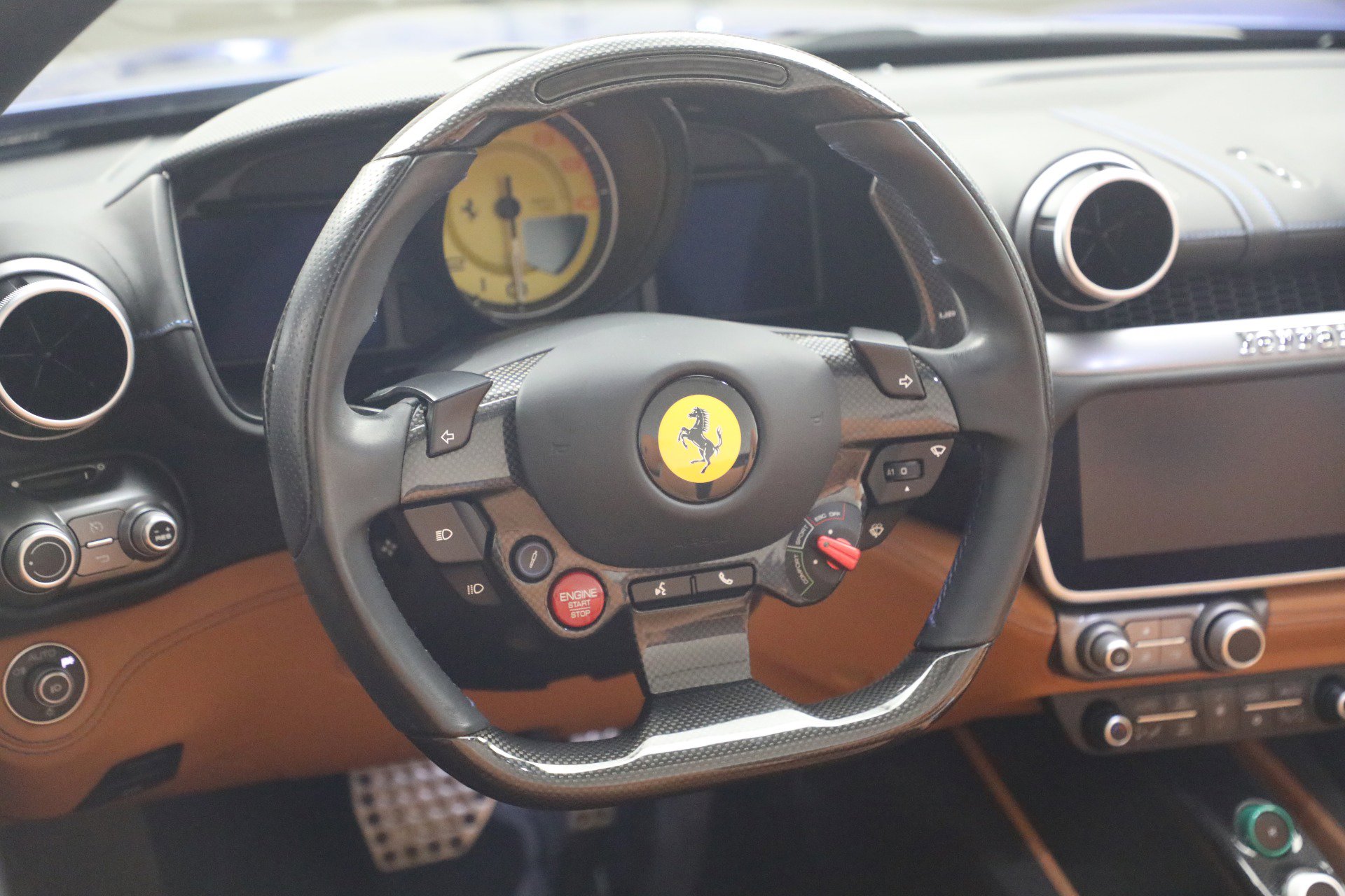 Certified 2020 Ferrari Portofino RWD image 21