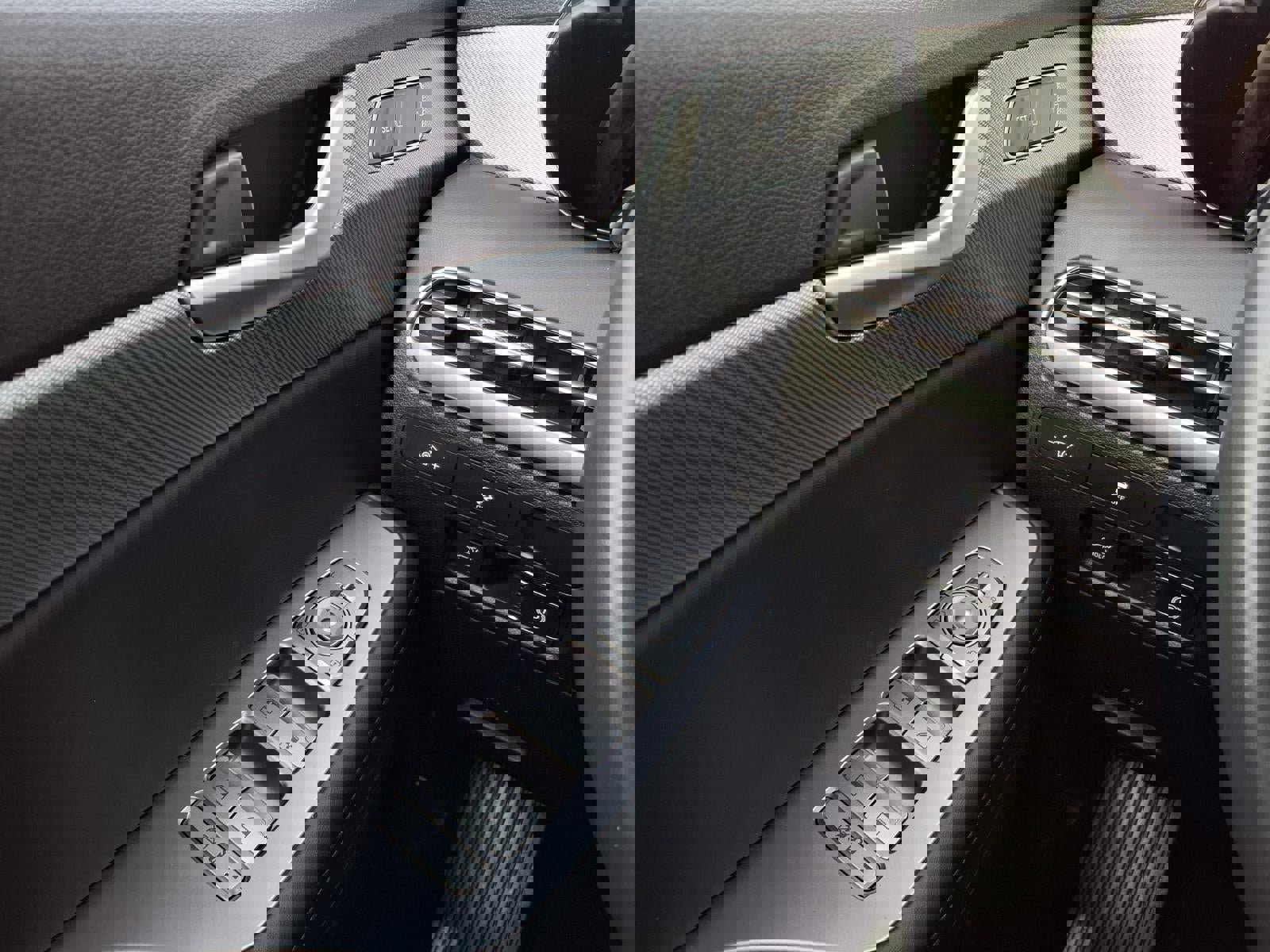 Used 2025 Hyundai Palisade SEL image 23