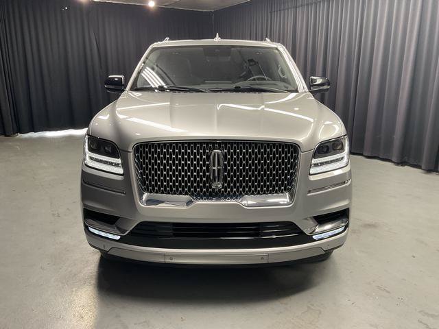 Used 2019 Lincoln Navigator L Reserve AWD/4WD image 8