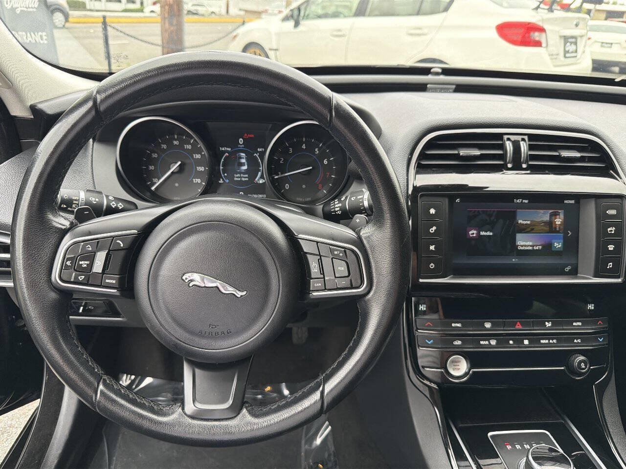 Used 2017 Jaguar XE RWD image 25