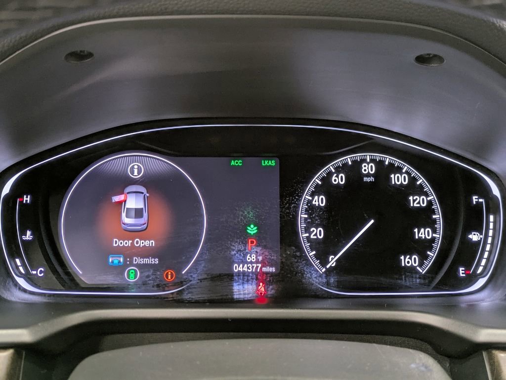 Used 2018 Honda Accord Touring image 15
