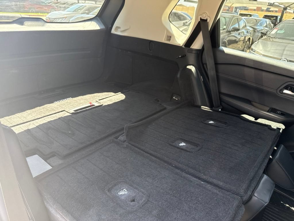 Certified 2024 Nissan Rogue SL AWD/4WD image 32