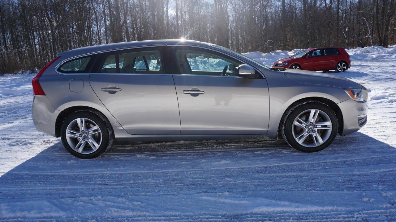 Used 2015 Volvo V60 T5 Premier w/ Convenience Package AWD/4WD image 6