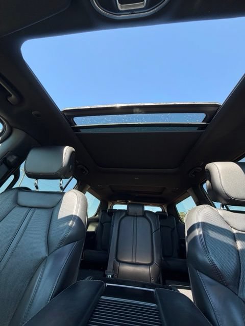 Used 2022 Jeep Wagoneer Series I w/ Convenience Group I AWD/4WD image 18