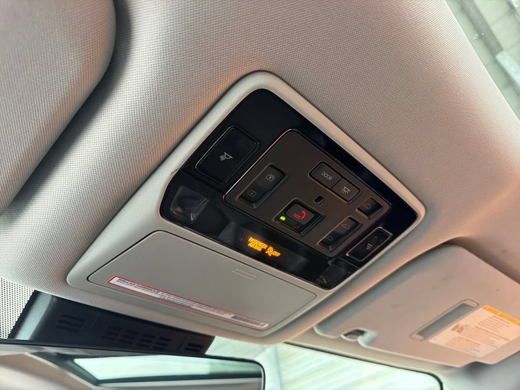 Used 2024 Toyota Grand Highlander AWD image 29