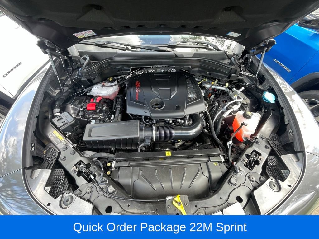 Used 2024 Alfa Romeo Stelvio Sprint AWD/4WD image 12