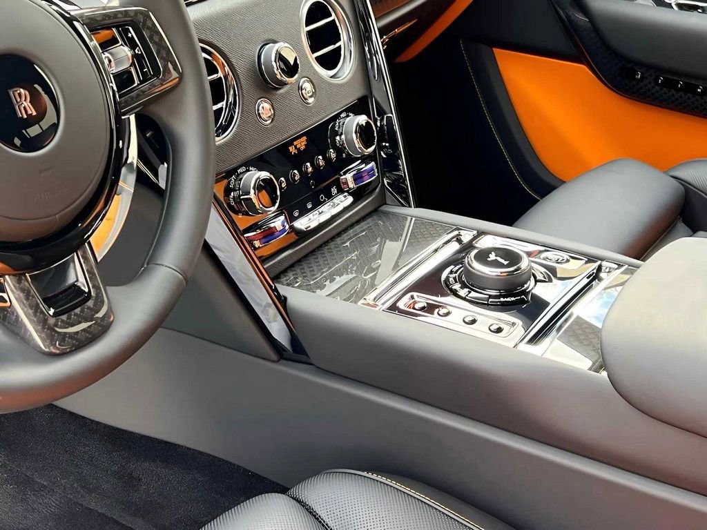 Certified 2024 Rolls-Royce Cullinan Black Badge w/ Driver's Package image 11
