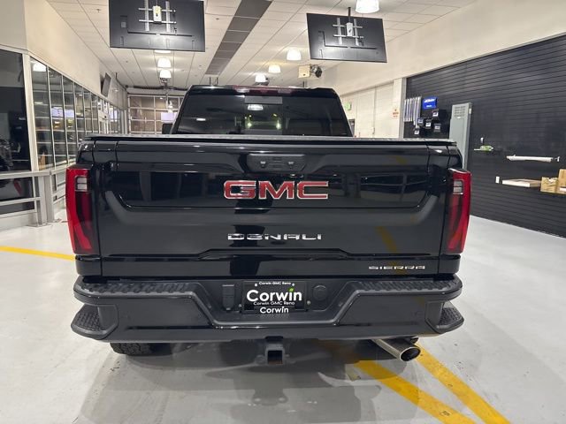 Used 2024 GMC Sierra 2500 Denali image 7