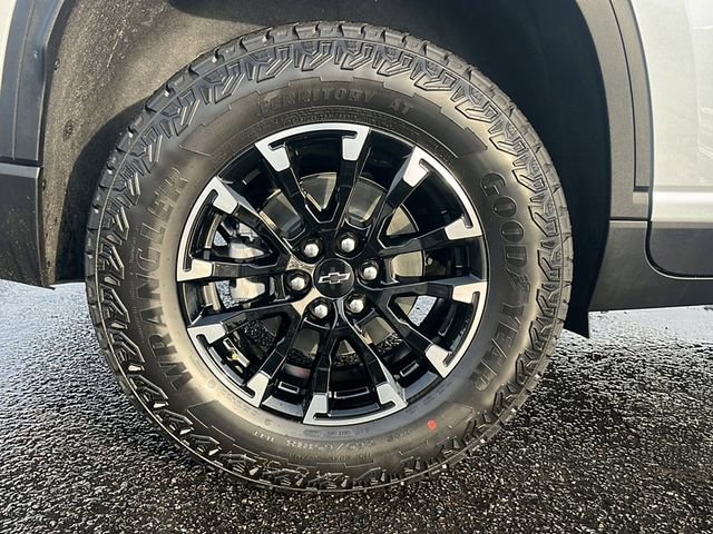 New 2026 Chevrolet Traverse Z71 w/ Driver Confidence Package image 10