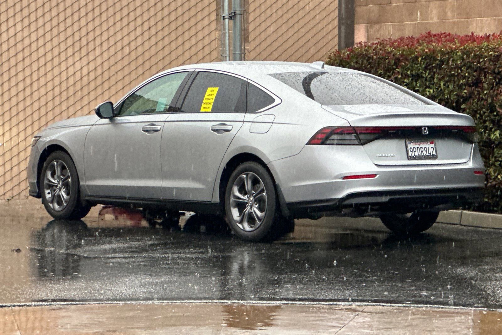 Used 2024 Honda Accord EX image 6