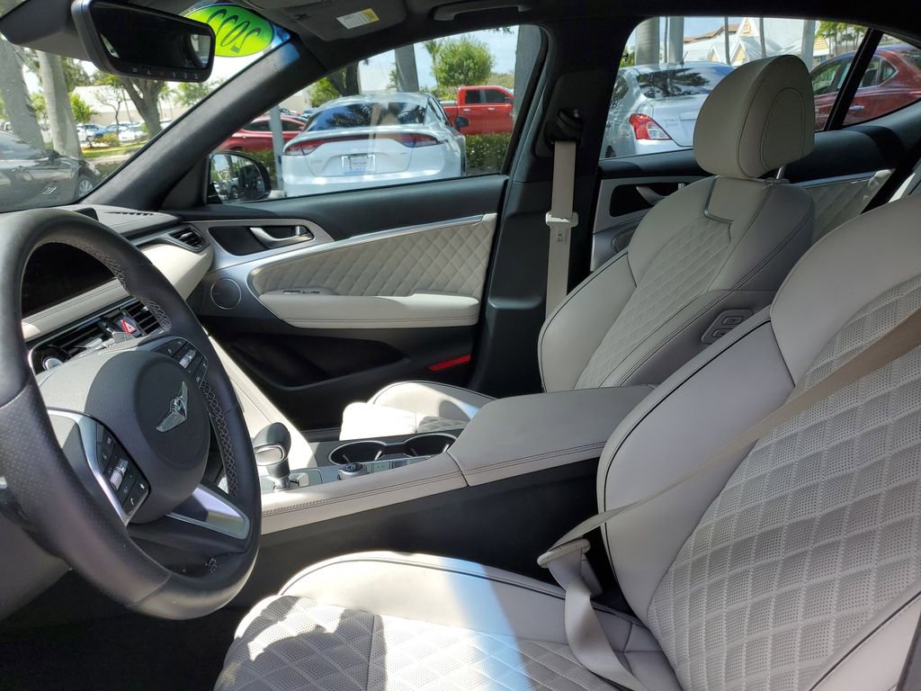 Used 2022 Genesis G70 3.3T image 19