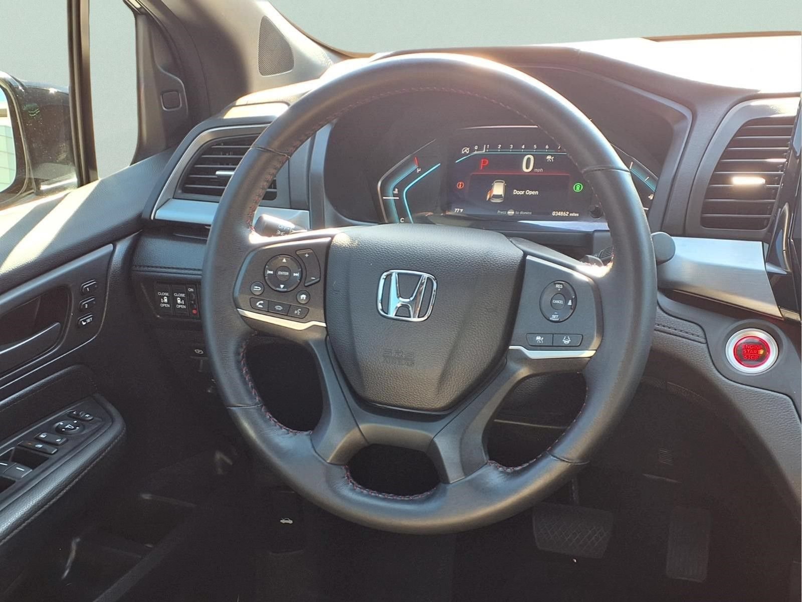 Used 2023 Honda Odyssey Sport image 15
