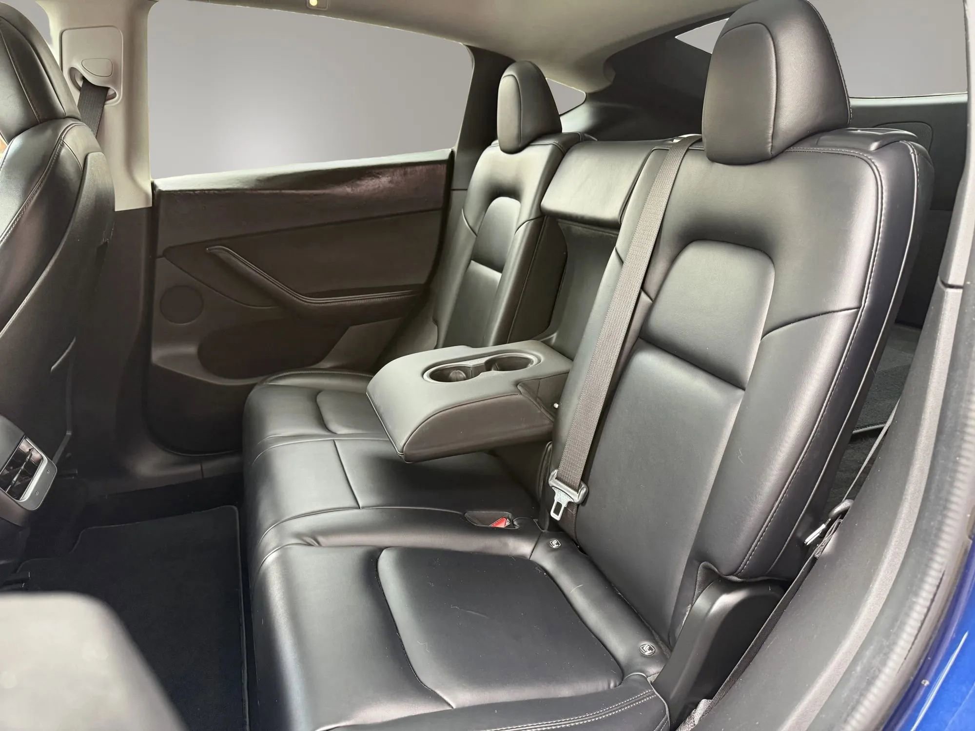 Used 2021 Tesla Model Y Long Range image 31