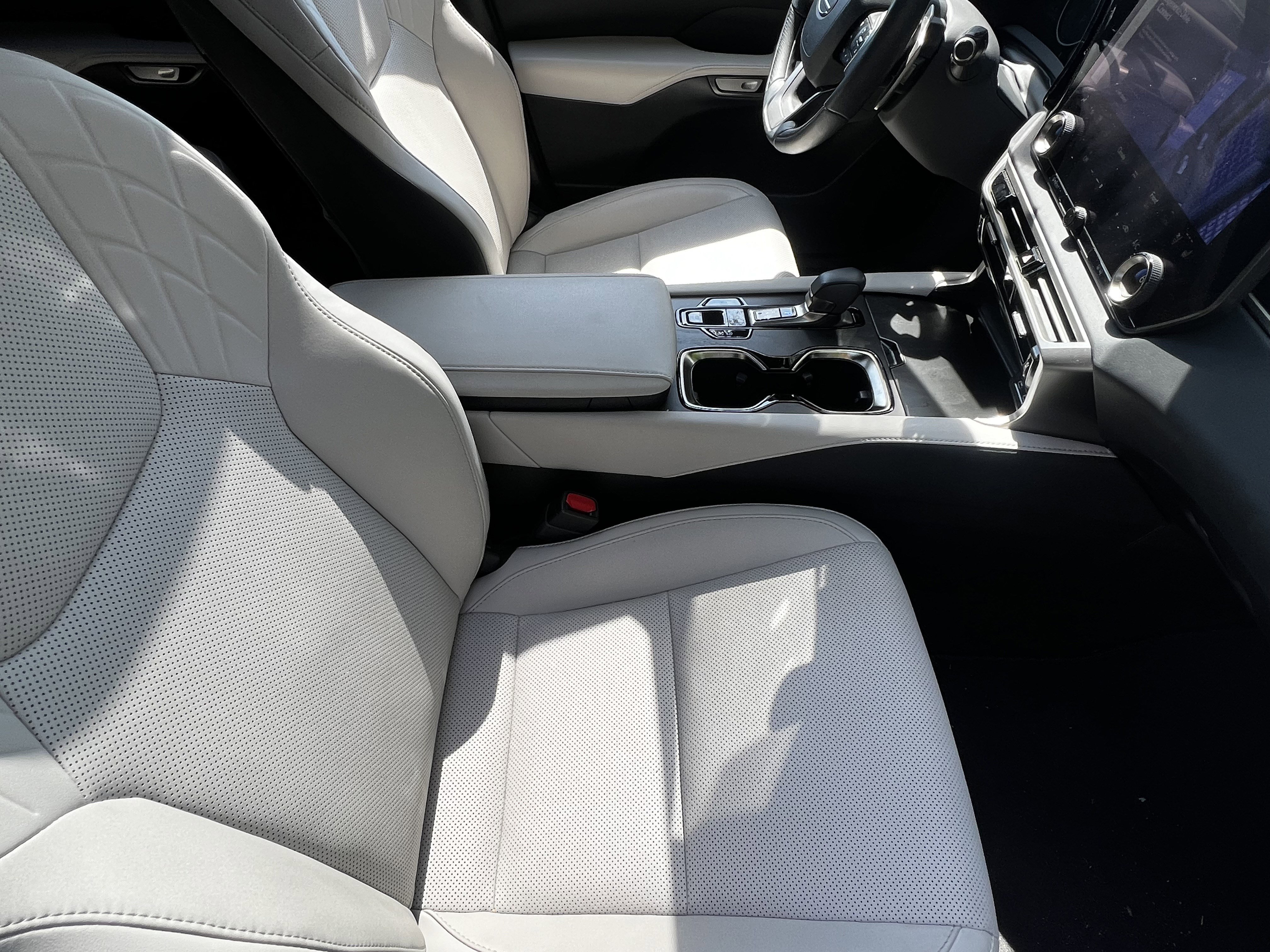 Certified 2024 Lexus RX 350 Premium w/ Cold Area Package FWD image 43