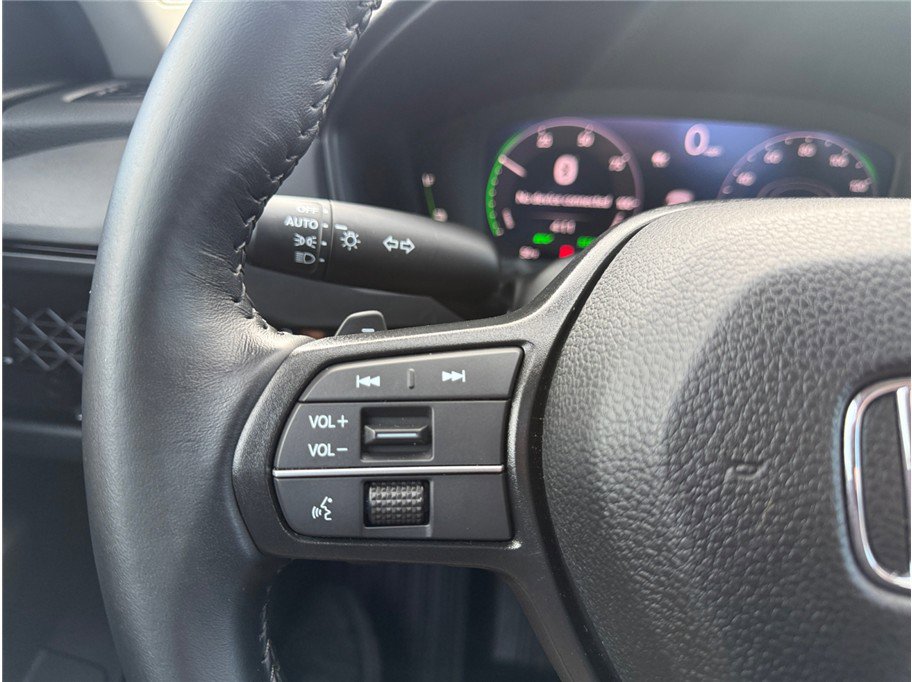 Used 2024 Honda Accord EX-L image 25