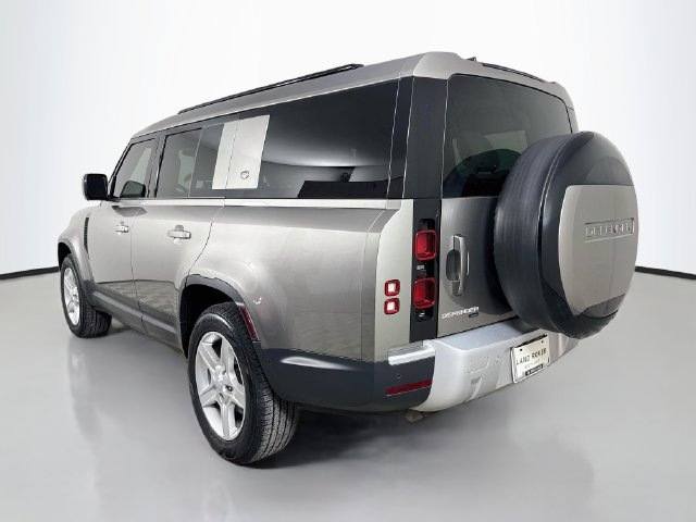 Certified 2023 Land Rover Defender 130 SE AWD/4WD image 7