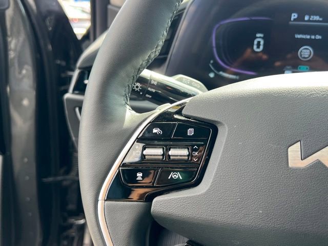 Certified 2023 Kia Niro EX w/ EX Cold Weather Package FWD image 22