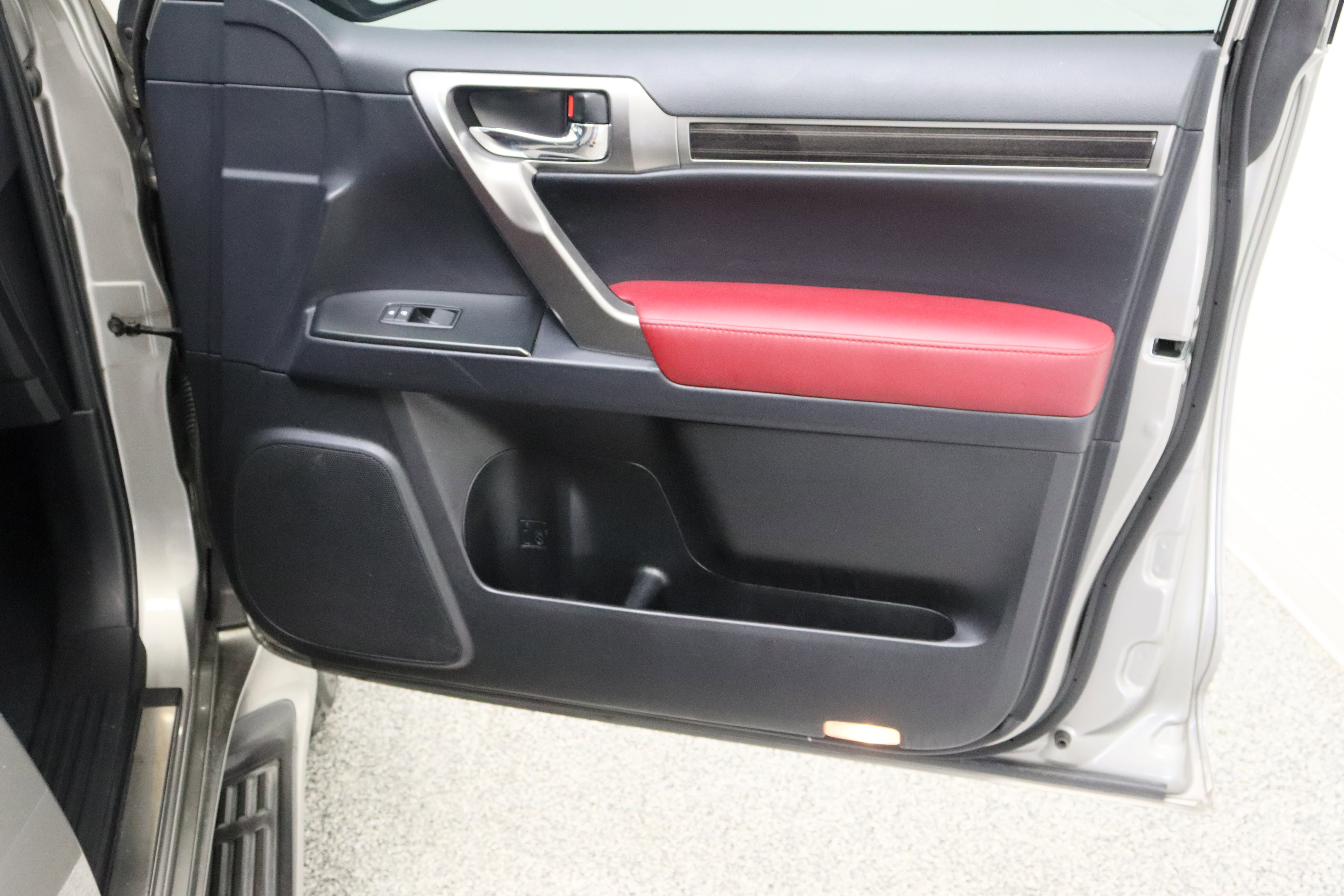 Used 2023 Lexus GX 460 Premium w/ Premium Plus Package image 42