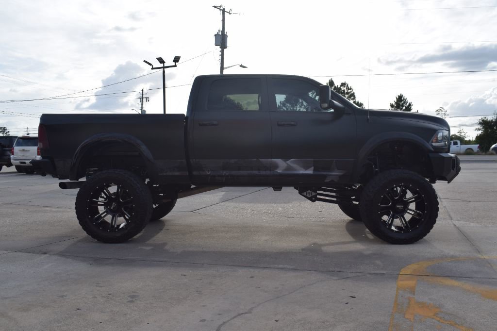 Used 2017 RAM 2500 Laramie w/ Sport Appearance Group AWD/4WD image 3