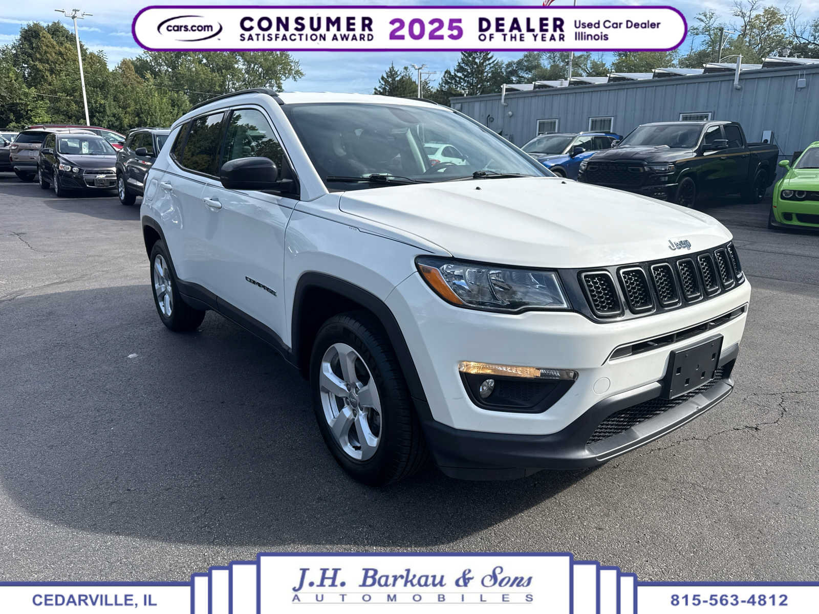 Used 2019 Jeep Compass Latitude w/ Popular Equipment Group AWD/4WD image 1