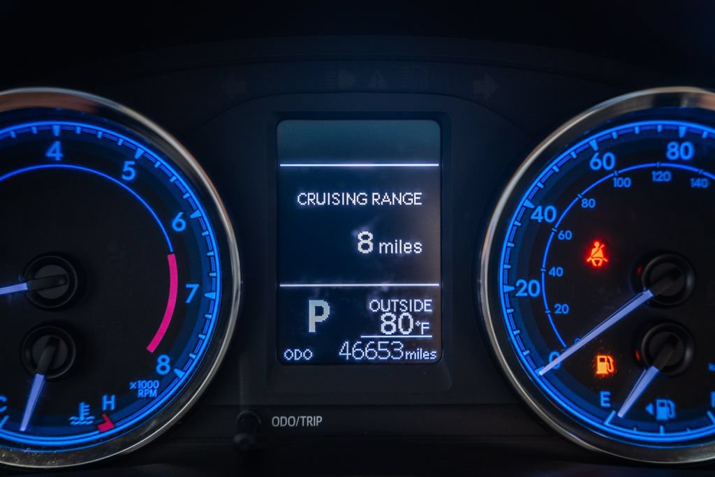 Used 2019 Toyota Corolla LE FWD image 36