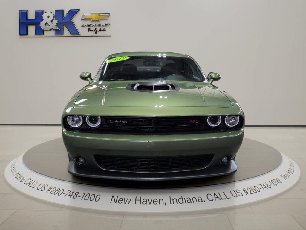 Used 2019 Dodge Challenger R/T w/ Shaker Package RWD image 2