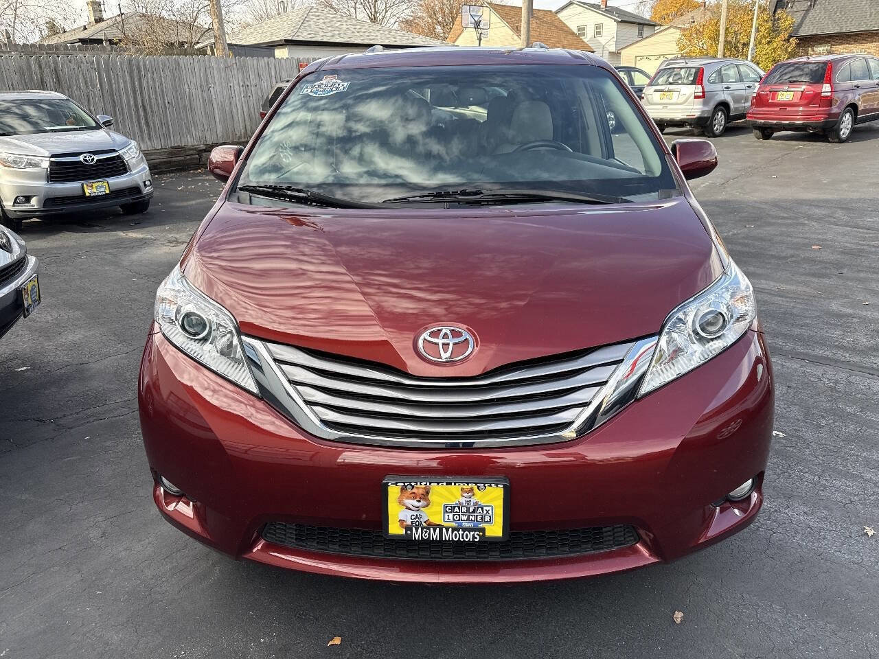 Used 2015 Toyota Sienna image 40
