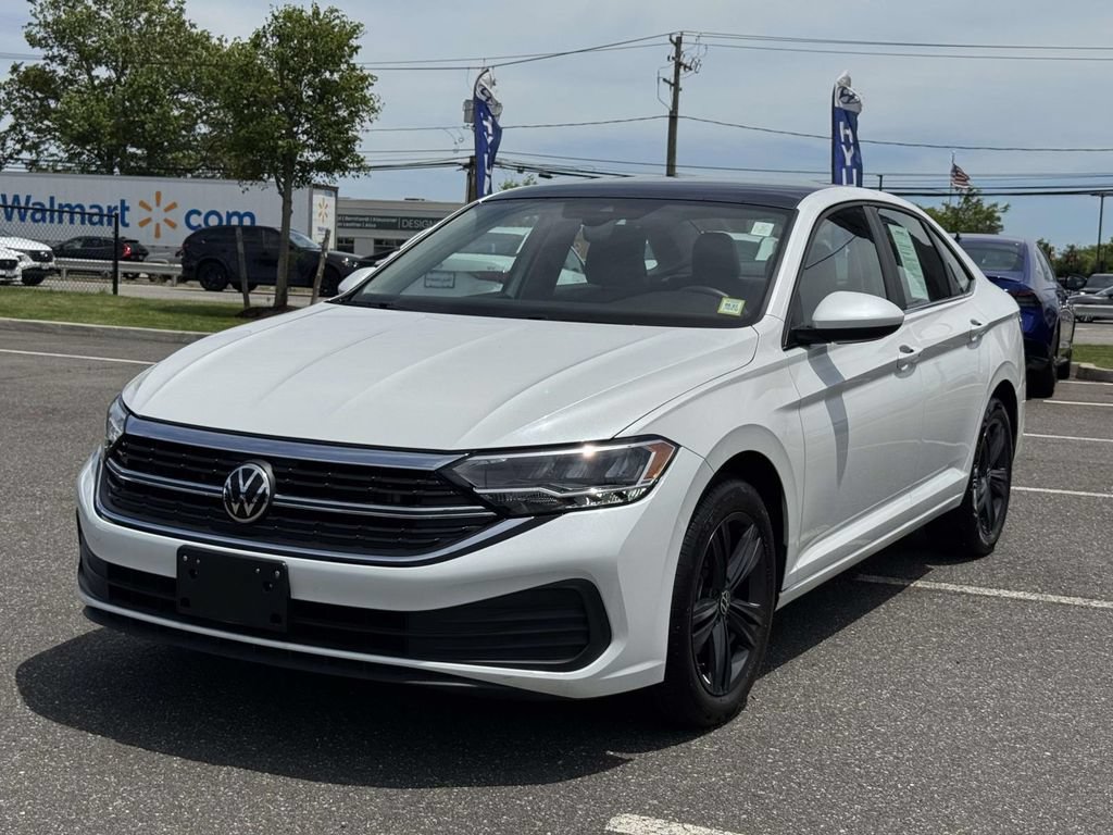 Used 2023 Volkswagen Jetta SE FWD image 4
