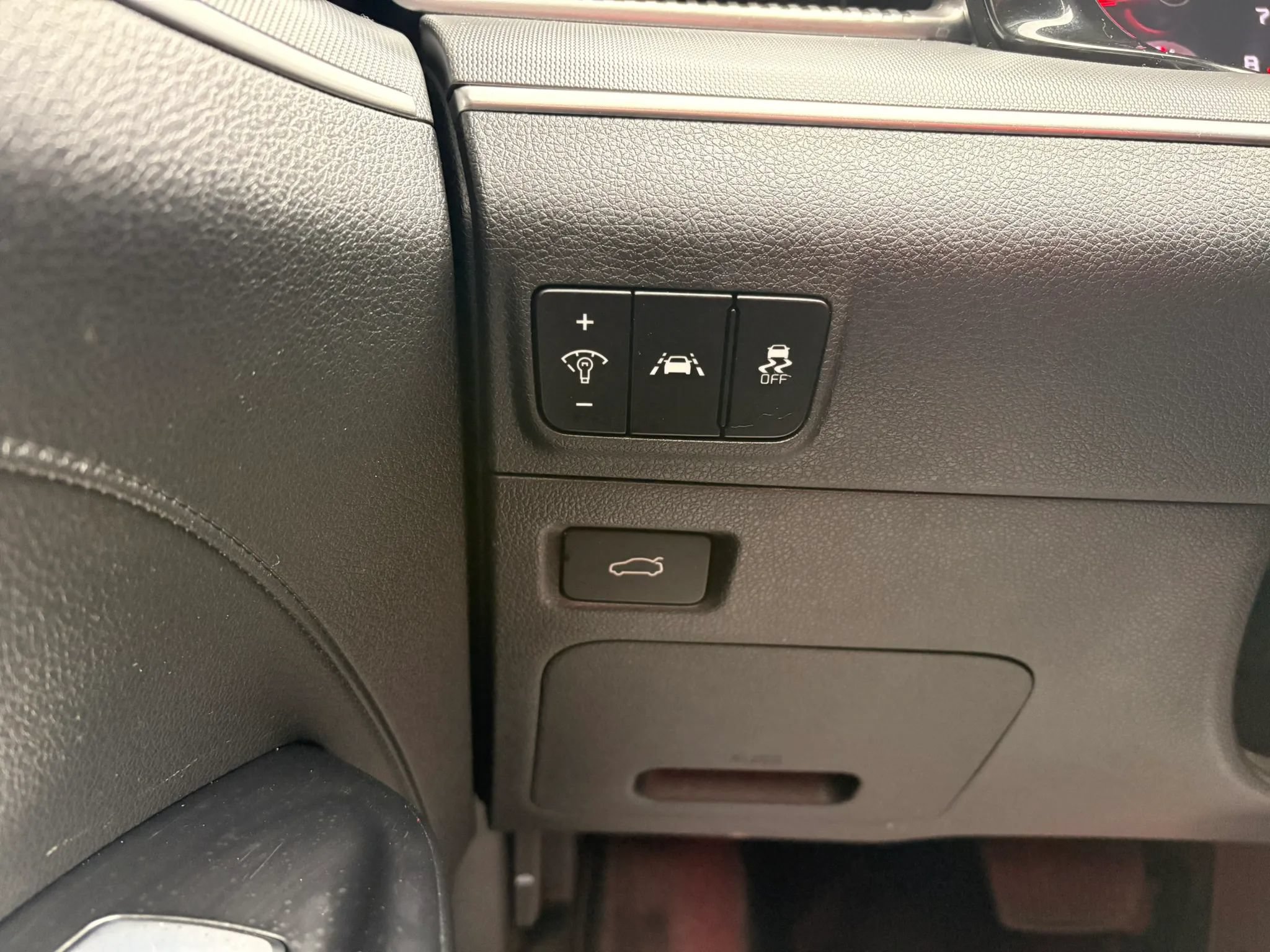 Used 2022 Kia K5 GT-Line FWD image 28